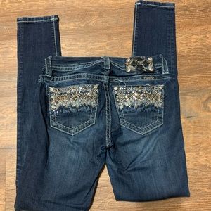 Skinny jeans, miss me’s from buckle